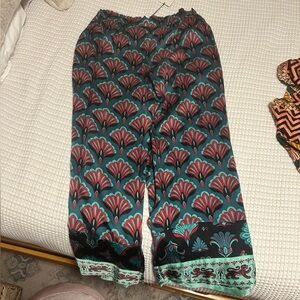 Printfresh Women’s Teal and Red Patterned Pants